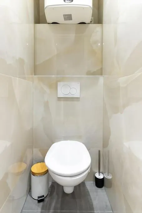 Fleurus Luxembourg Luxury 6p 2br Apartment