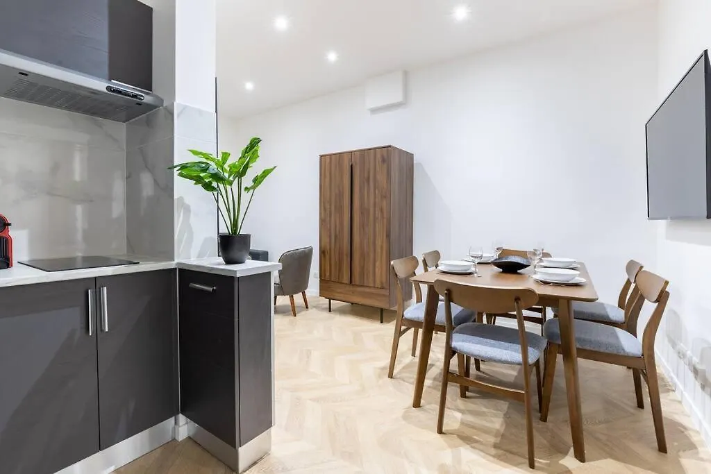 Fleurus Luxembourg Luxury 6p 2br דירה פריז
